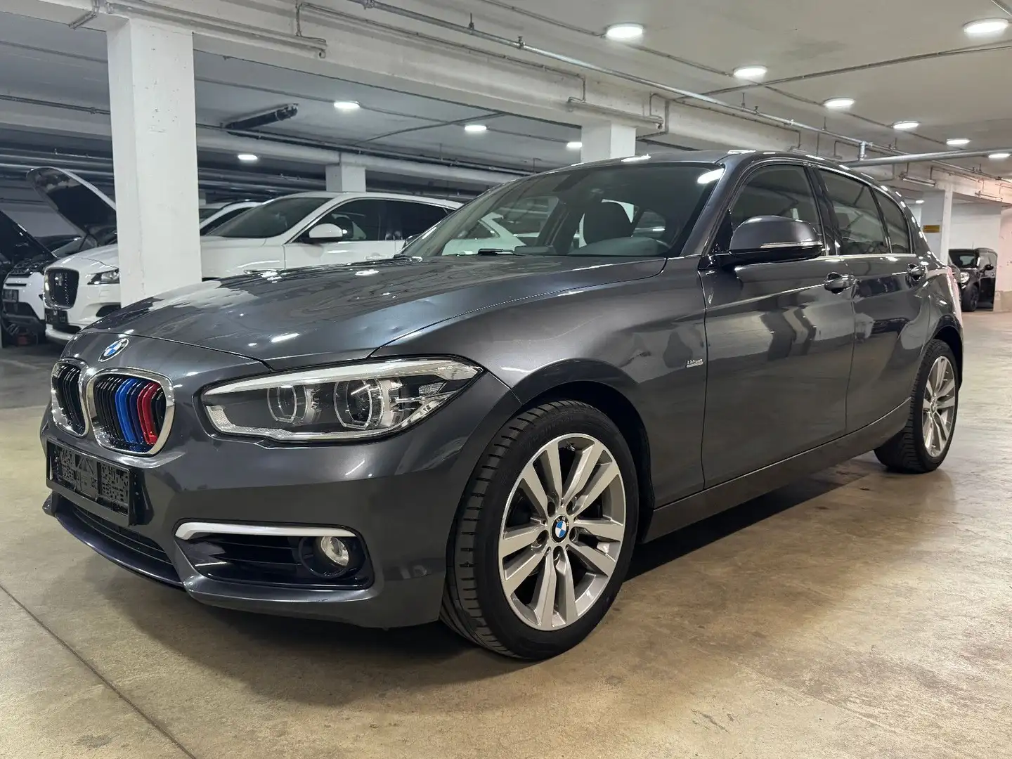 BMW 118 D Automatik~Klima~Navi~Teilleder~LED Grau - 1