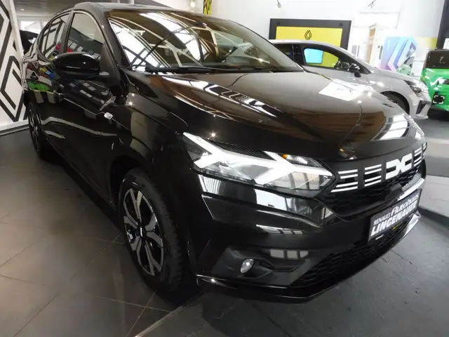 Dacia Logan Black Edition TCe 90 CVT