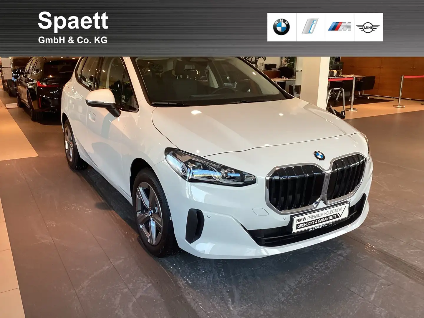 BMW 220 i Active Tourer DAB LED Komfortzg. AHK Shz Weiß - 1