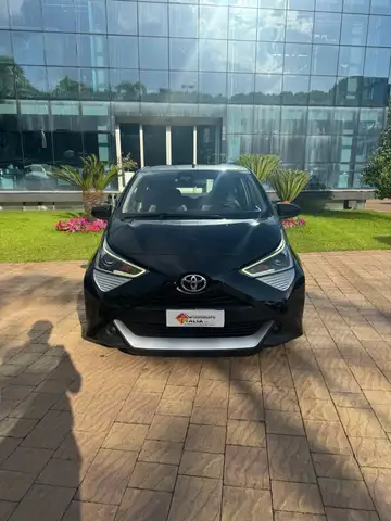 Toyota Aygo Aygo Connect 1.0 VVT-i 72 CV 5 porte x-clusiv