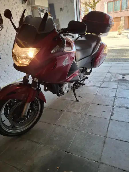 Honda NT 700 - foto 3