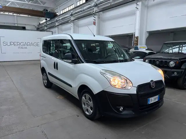 Fiat Doblo view 2