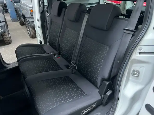 Fiat Doblo view 11