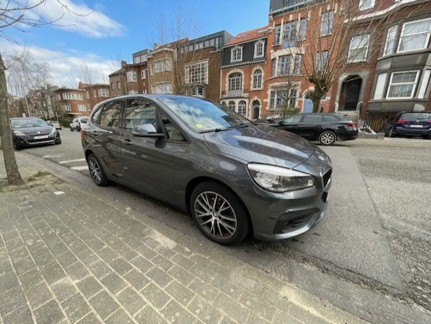BMW 218 Active Tourer 218 dA Gris - 1