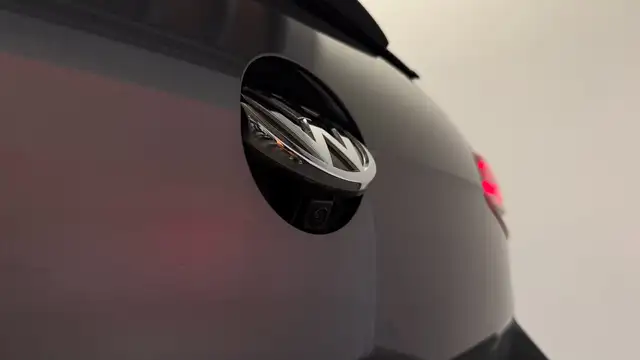 Volkswagen Golf view 21