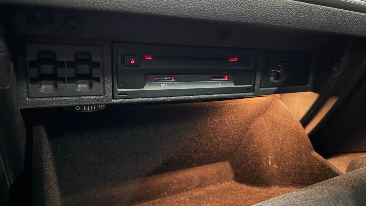 Volkswagen Golf GTI — photo 13
