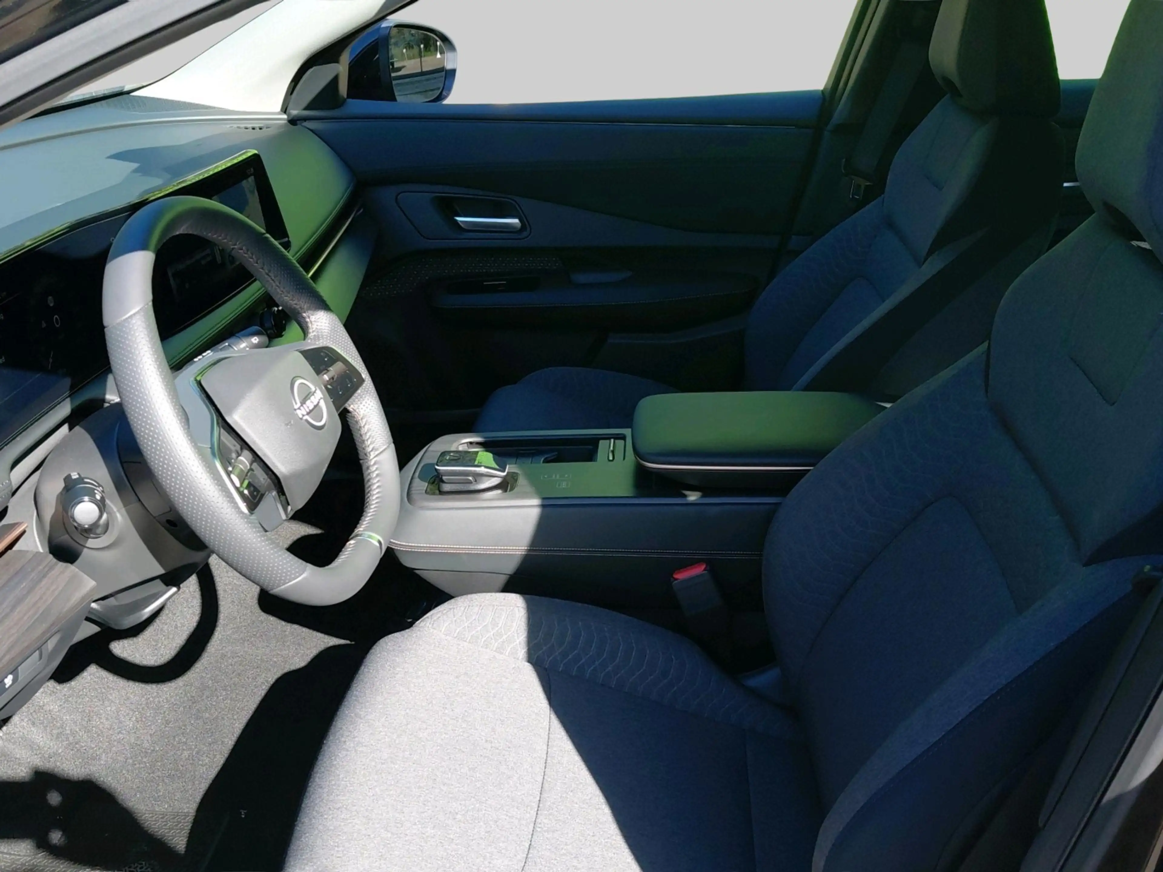 Nissan Ariya 63 KWH limited Edition — photo 11