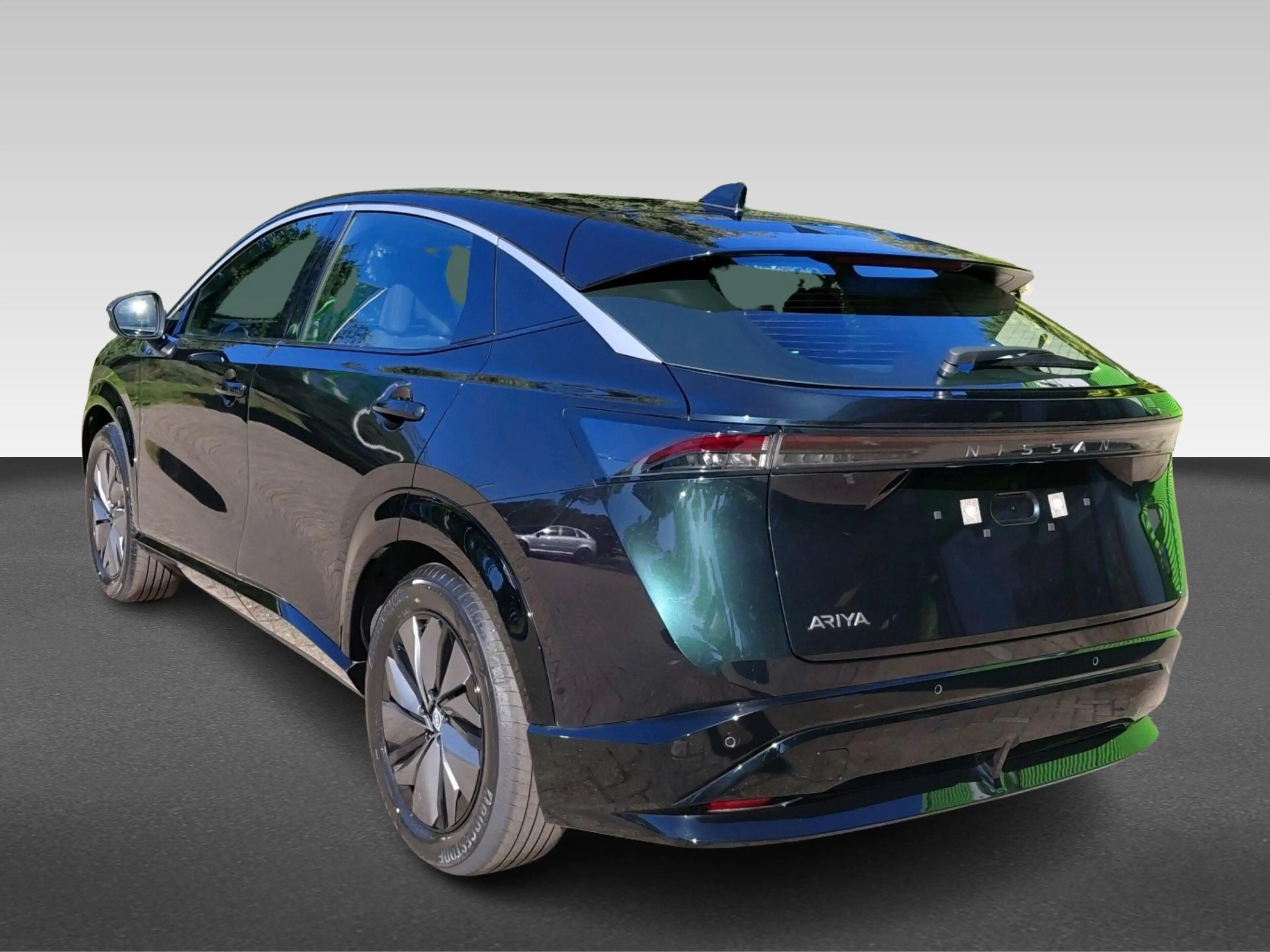 Nissan Ariya 63 KWH limited Edition — photo 2