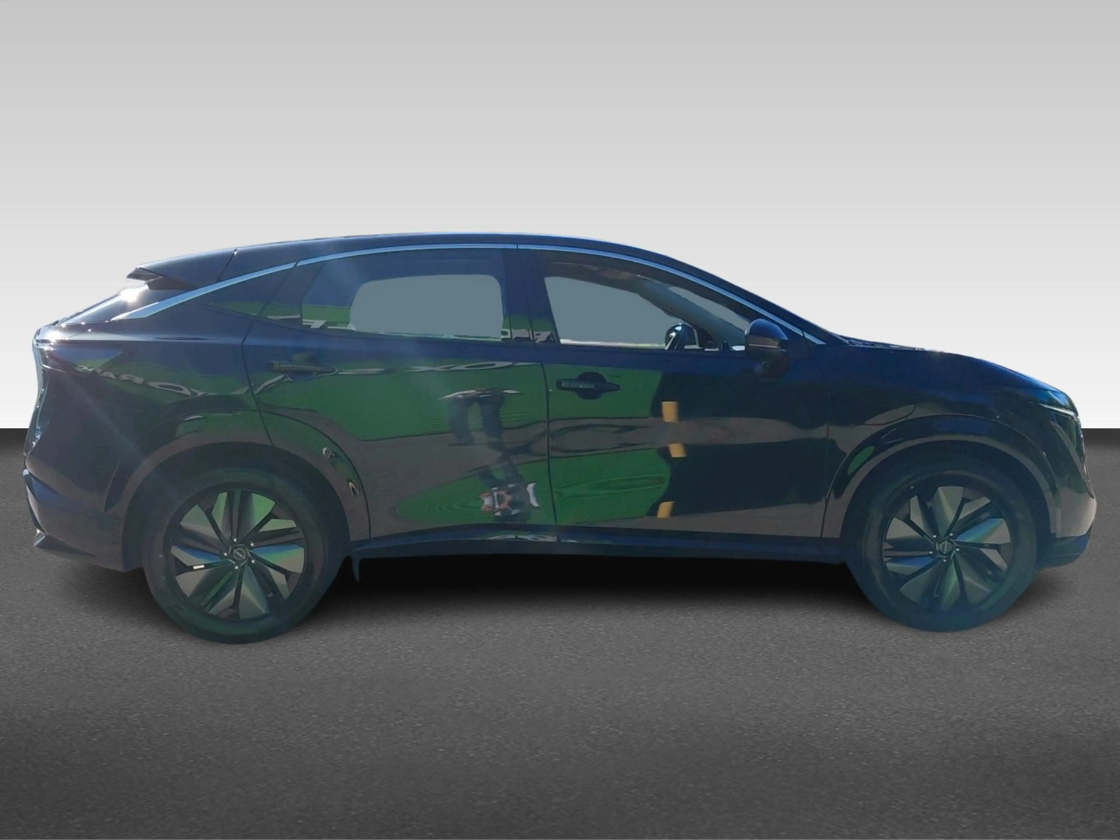 Nissan Ariya 63 KWH limited Edition — photo 8