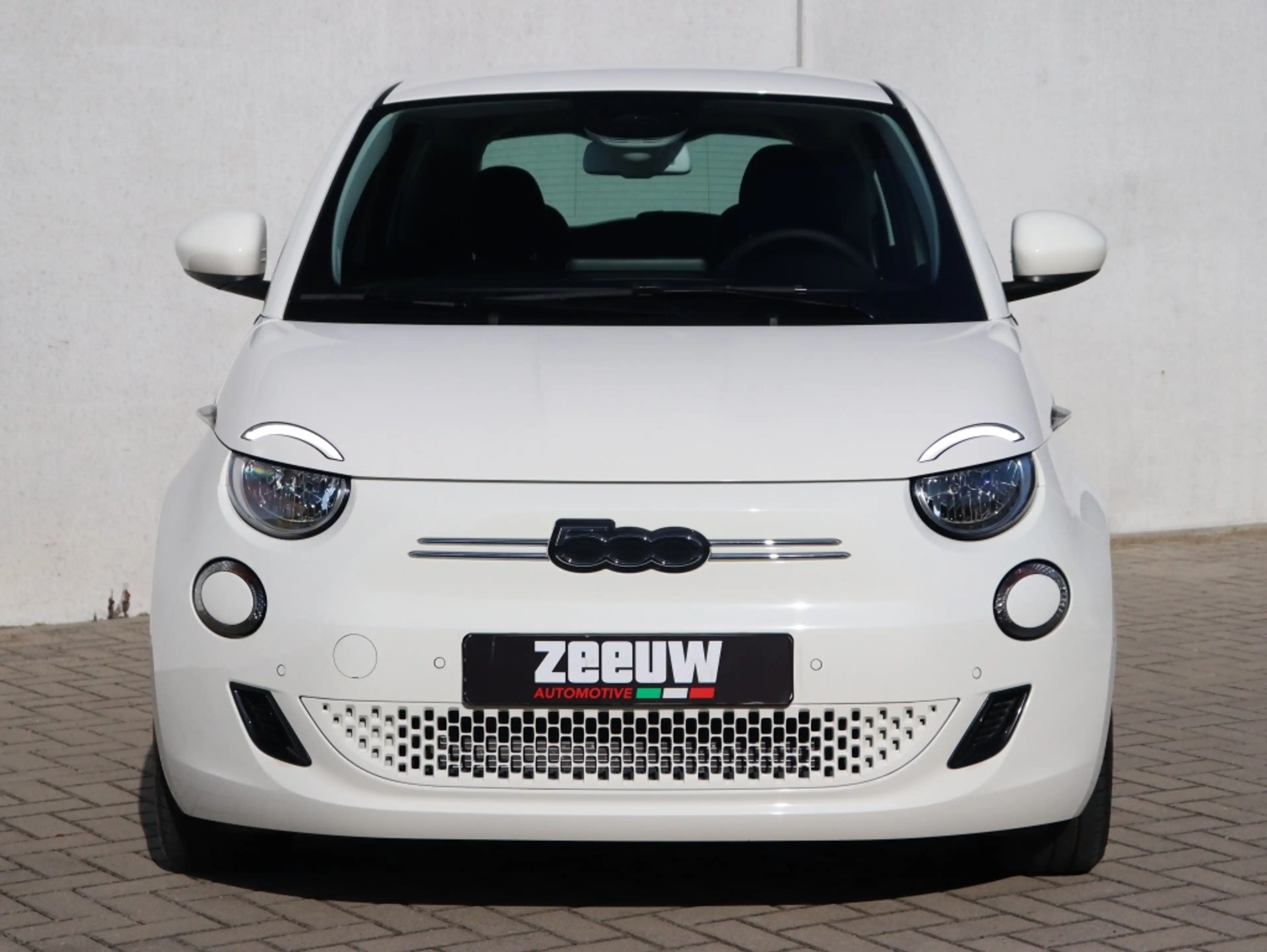 Fiat 500e Icon 42KWH | Camera | Carplay | Winter | Style | C — photo 2