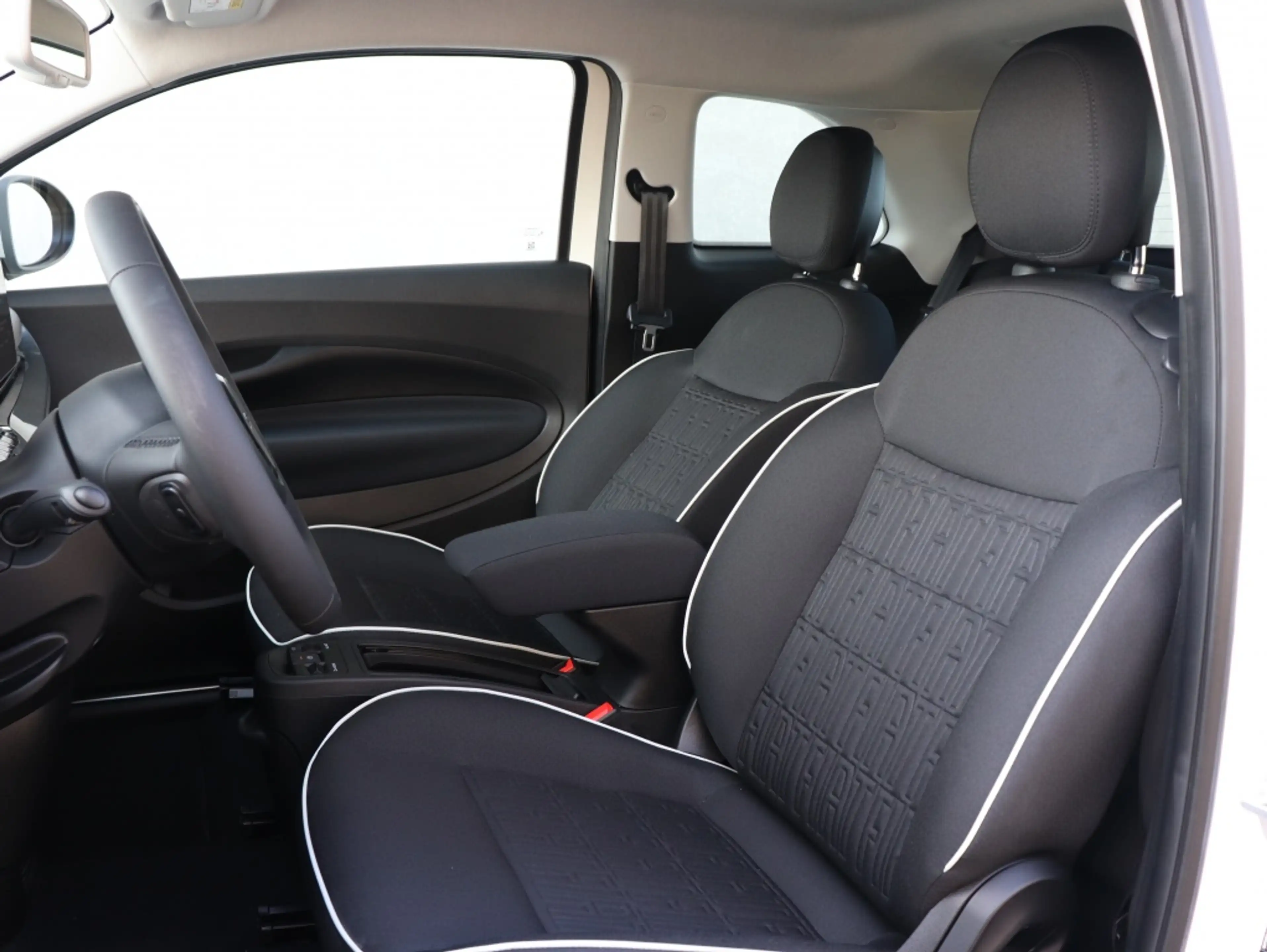 Fiat 500e Icon 42KWH | Camera | Carplay | Winter | Style | C — photo 7