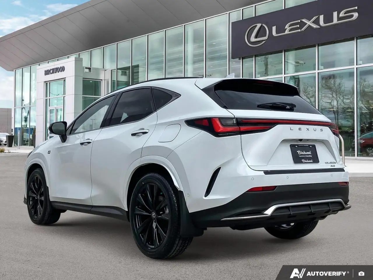 Lexus NX снимка Lexus NX
