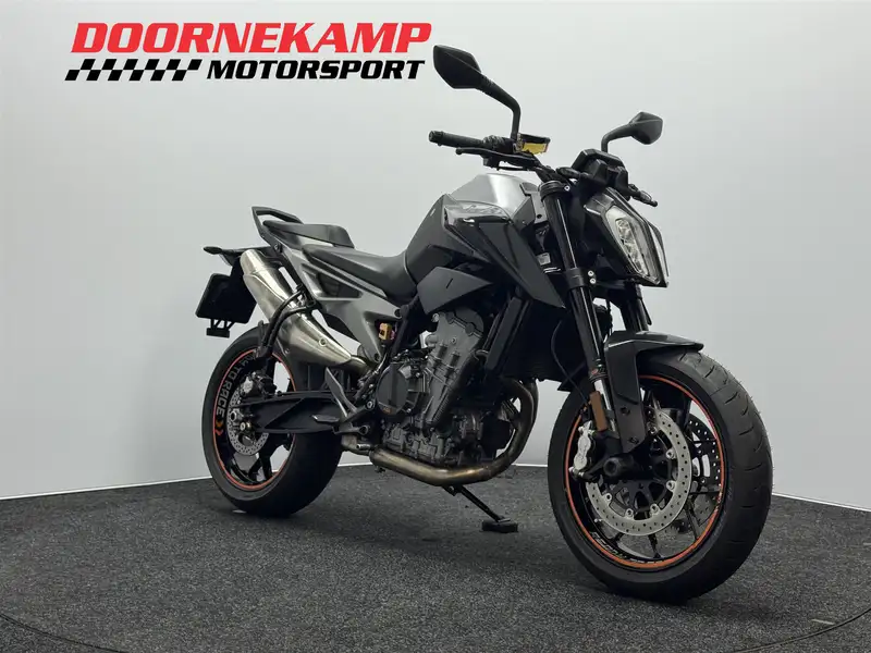 KTM 790 Duke - foto 3