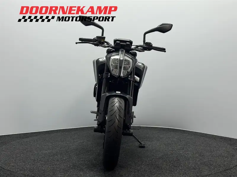 KTM 790 Duke - foto 5