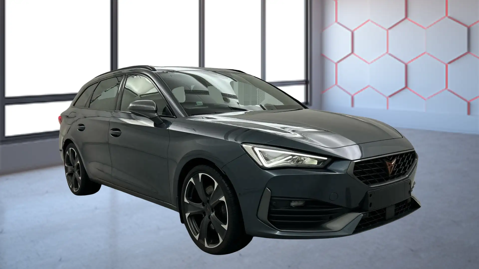 CUPRA Leon SP Kombi VZ TSI eHybrid DSG NP 53.944.-42%- Grau - 2