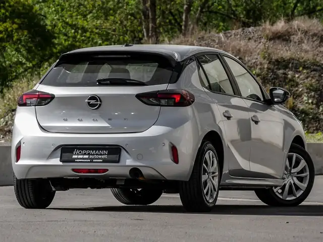 Opel Corsa view 3