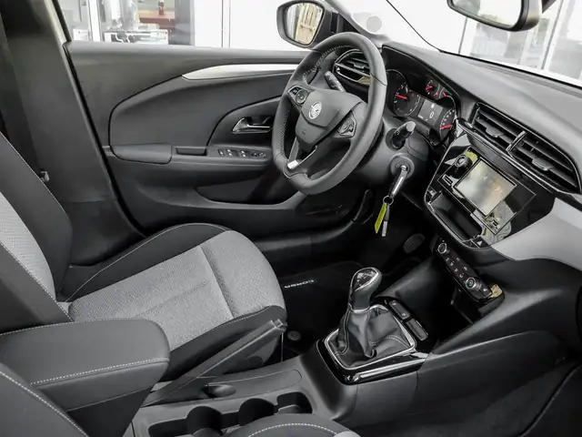 Opel Corsa view 4