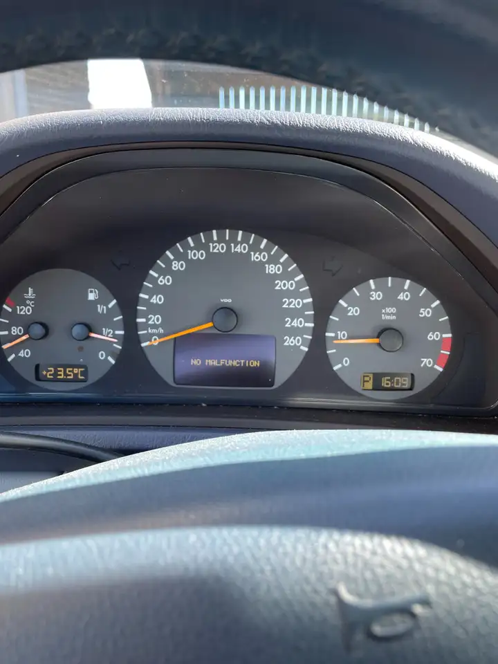 Mercedes-Benz CLK 320 Avantgarde, foto 6