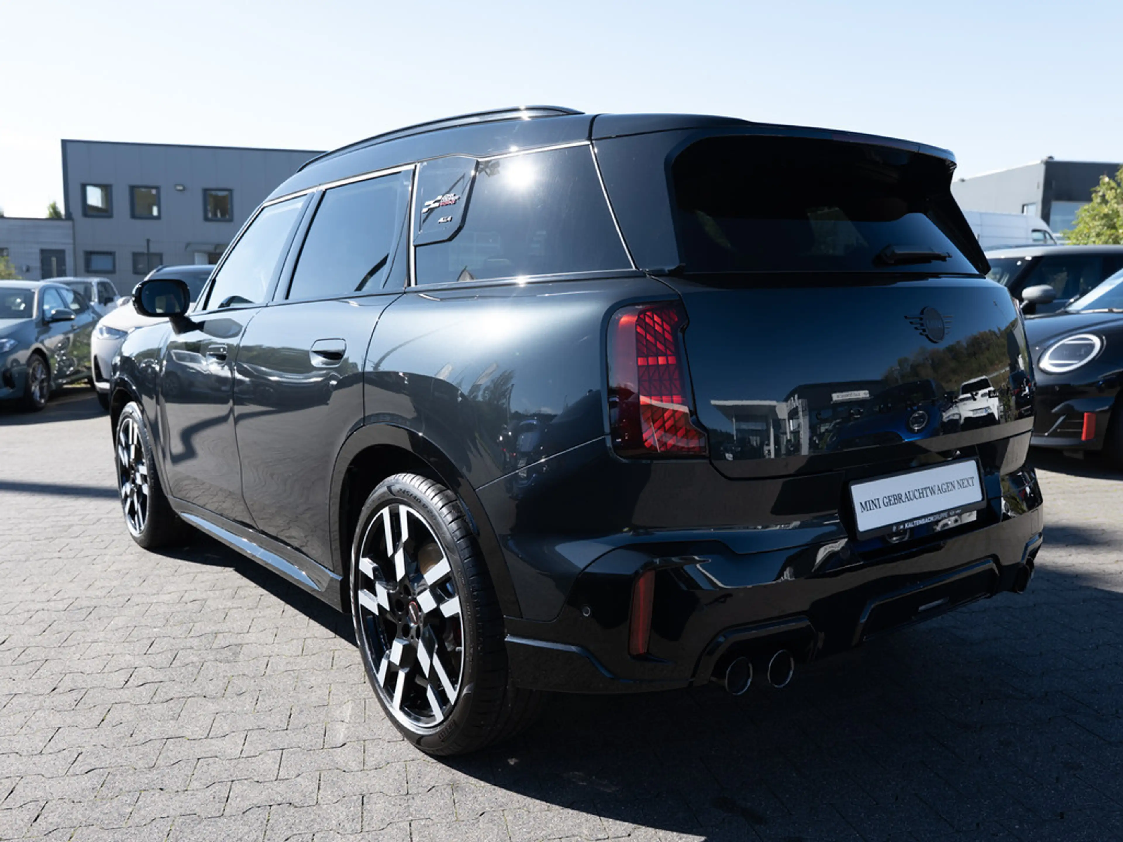 MINI John Cooper Works Countryman — photo 7