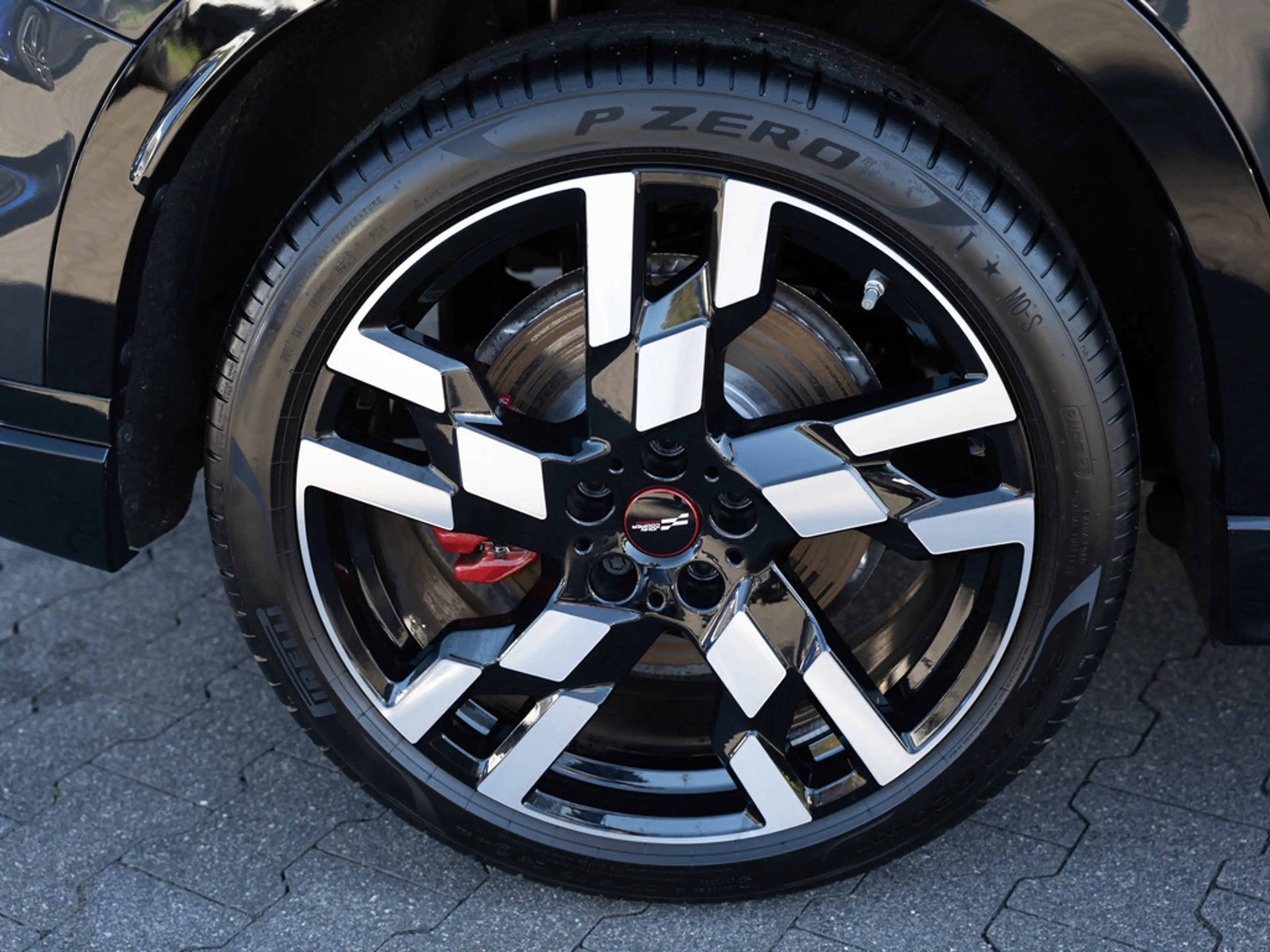 MINI John Cooper Works Countryman — photo 10