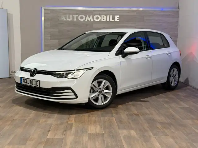 Volkswagen Golf VIII Lim. Life +ACC +NAVI +WeConnect