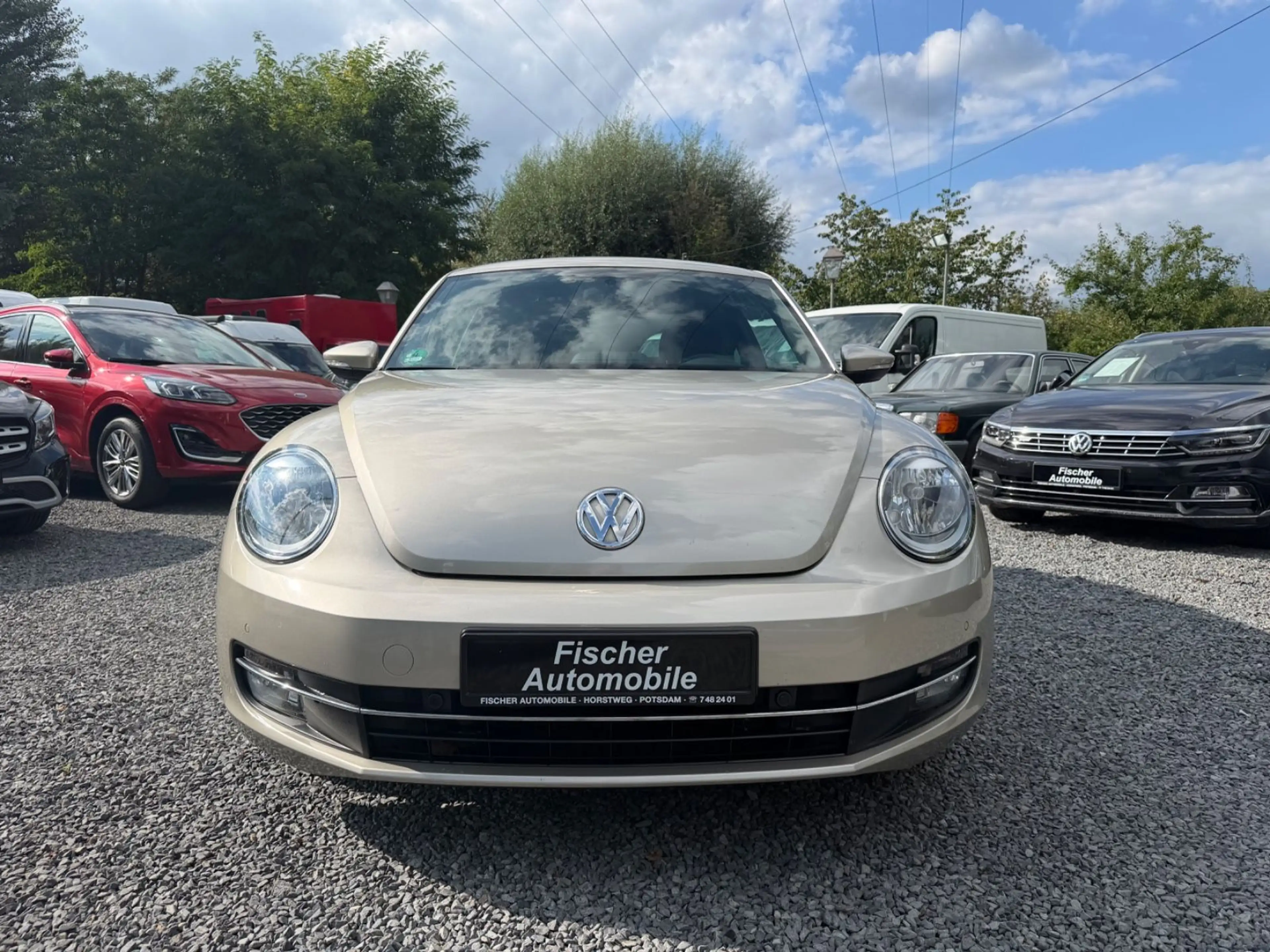 Volkswagen Beetle Lim. Design+KLIMATRONIK+PDC+SITZ.H+ — photo 2