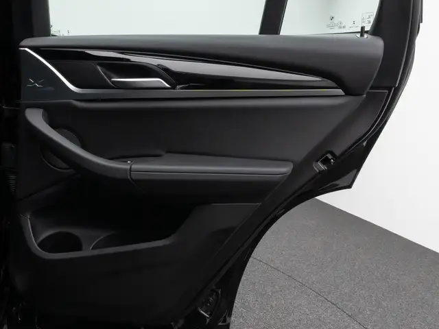BMW X3 view 30