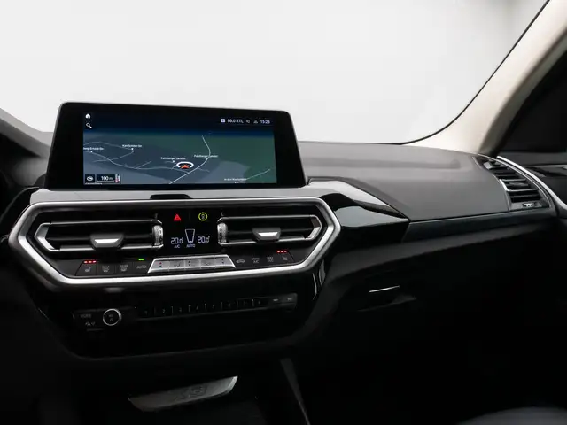 BMW X3 view 21