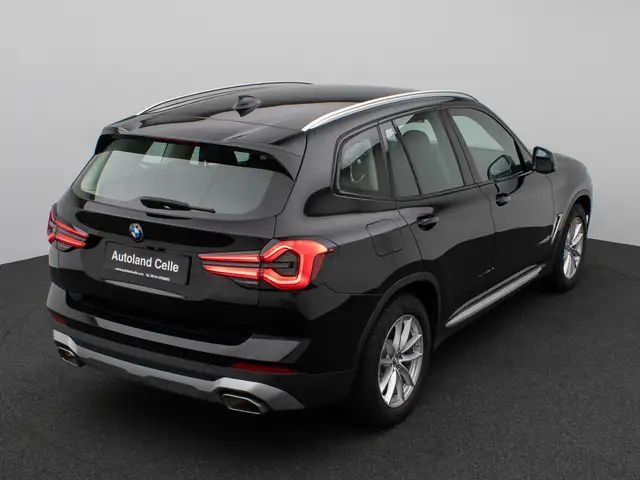 BMW X3 view 7