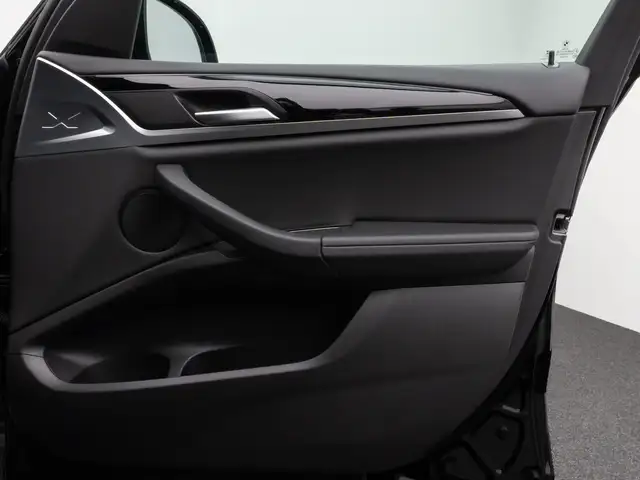 BMW X3 view 29