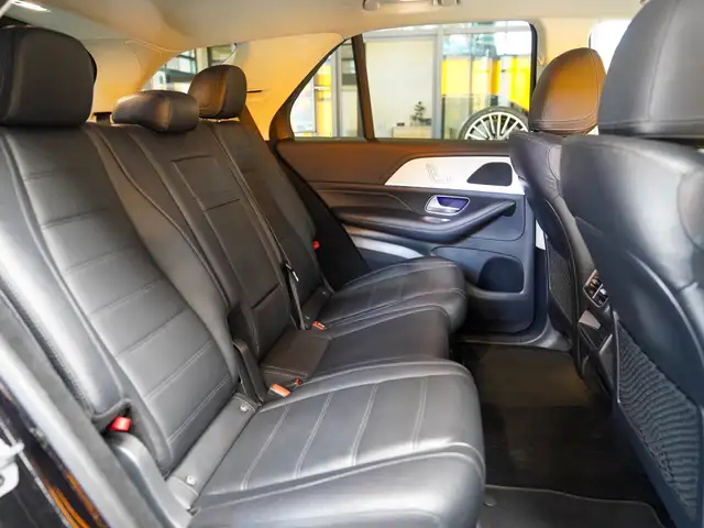 Mercedes-Benz Gle view 10
