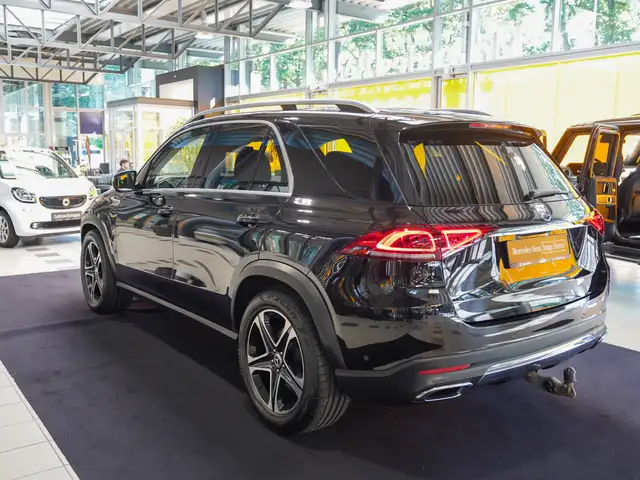 Mercedes-Benz Gle view 6