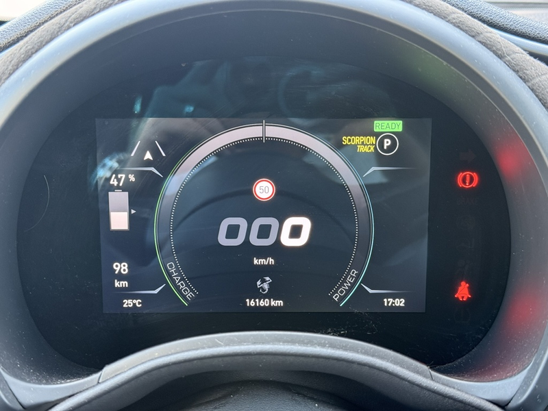 Abarth 500 Abarth Turismo 42 kWh | Panoramadak | Camera — photo 6