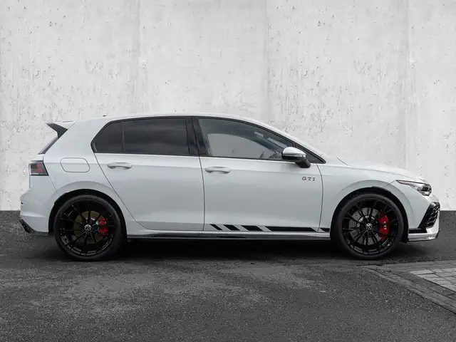 Volkswagen Golf view 5