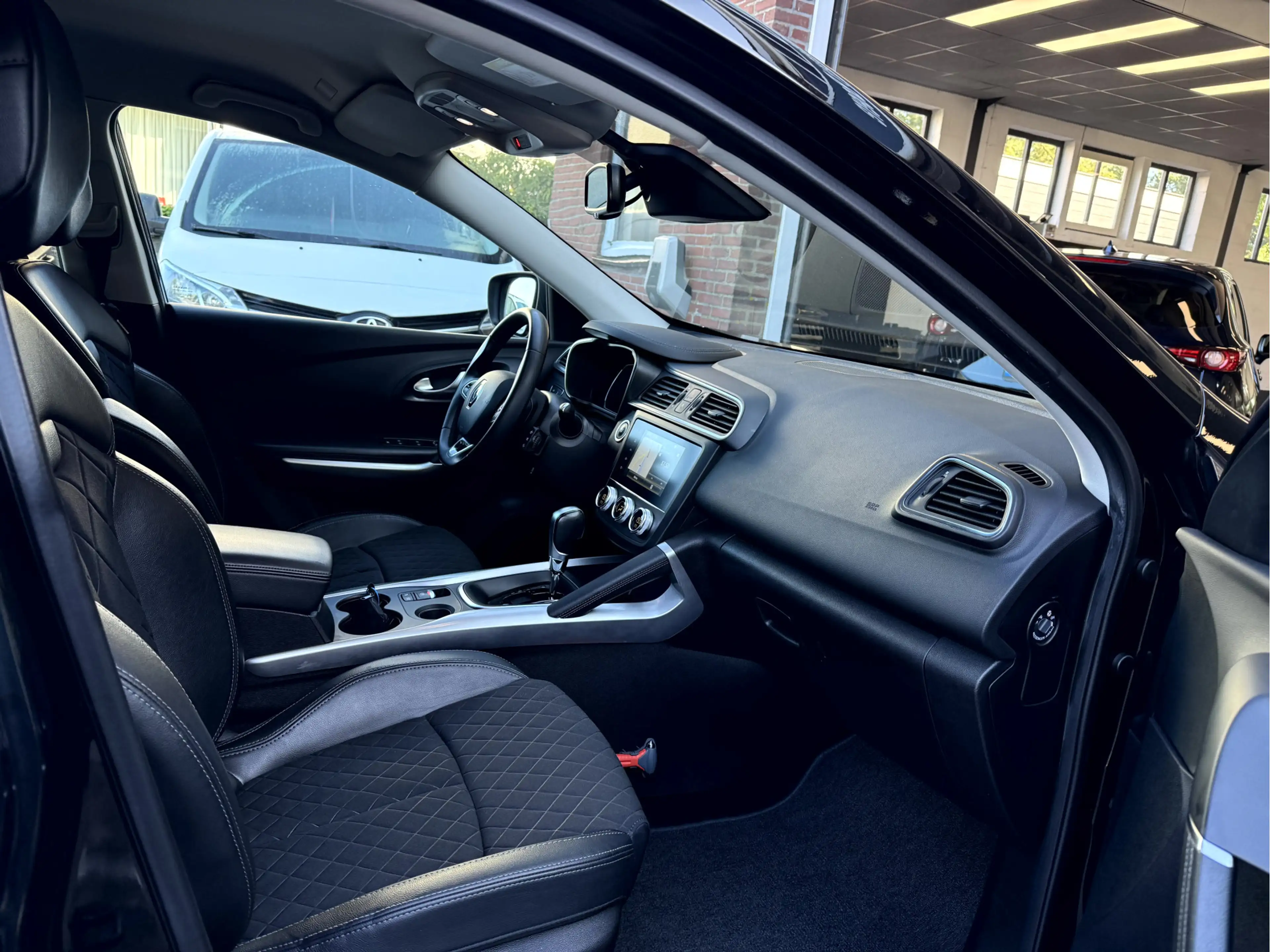 Renault Kadjar 1.3 TCe 140pk Techno Camera, 19''Lmv, Trekhaak — photo 20