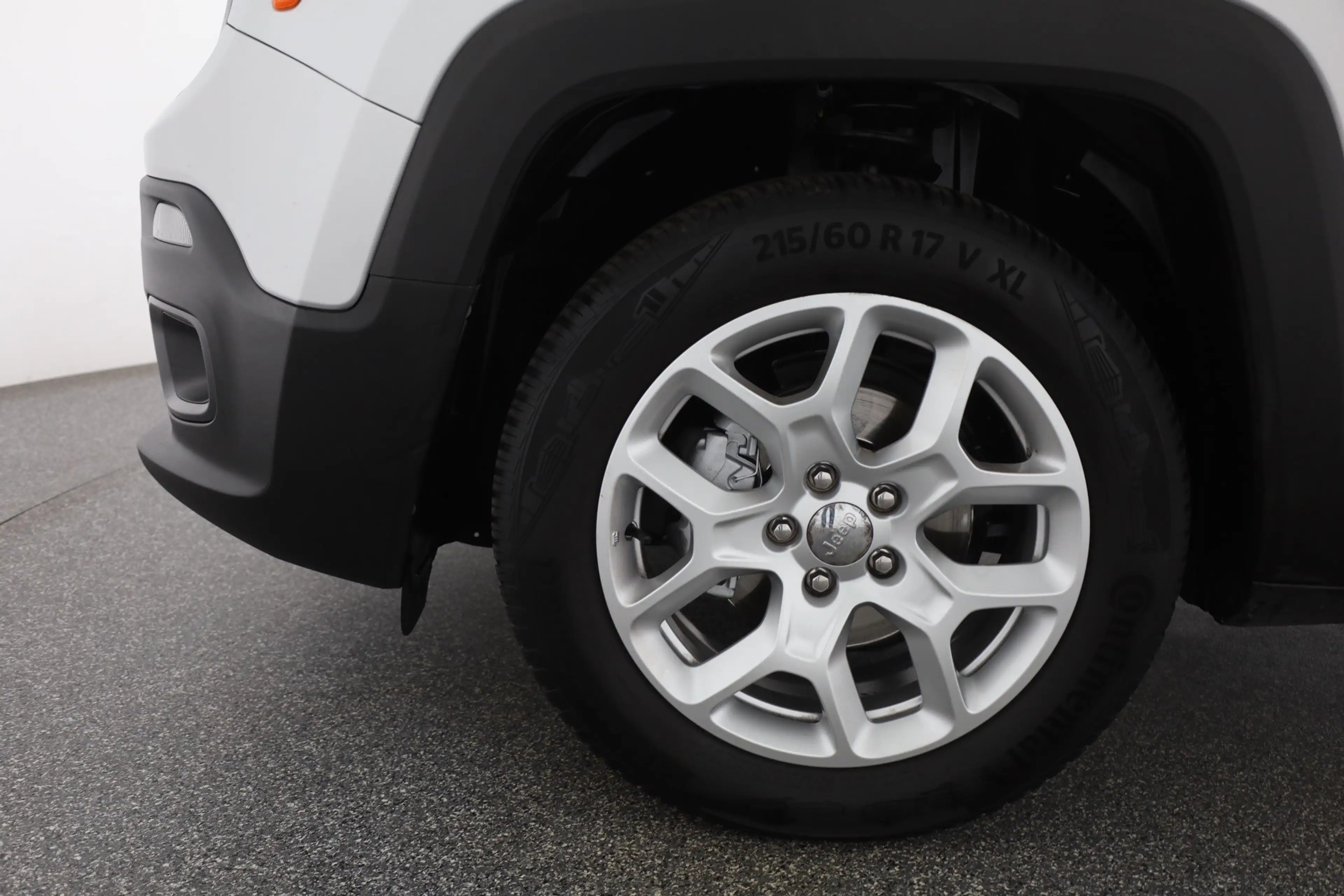 Jeep Renegade 1.4 MultiAir Aut. Navi Sitzheizung AHK — photo 25