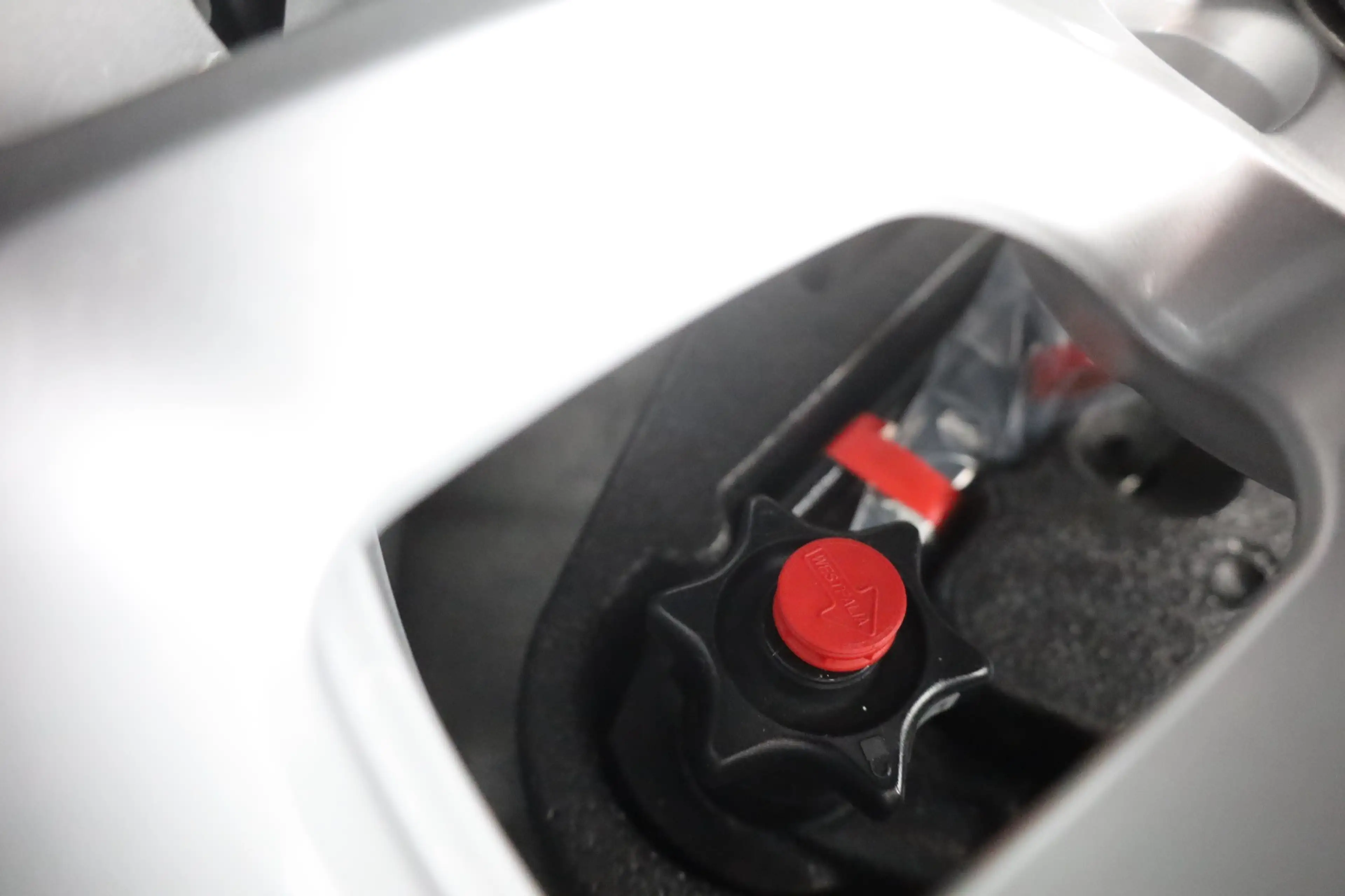 Jeep Renegade 1.4 MultiAir Aut. Navi Sitzheizung AHK — photo 22