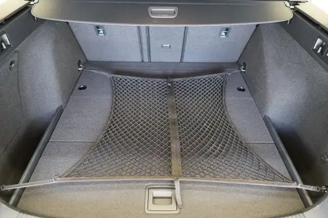 Volkswagen Golf view 19