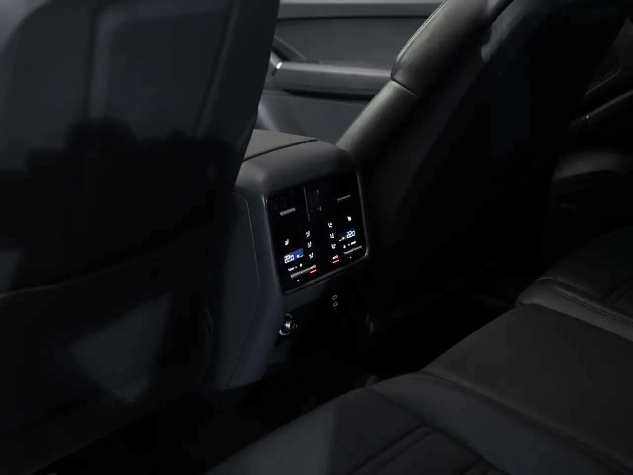 Porsche Cayenne снимка Porsche Cayenne
