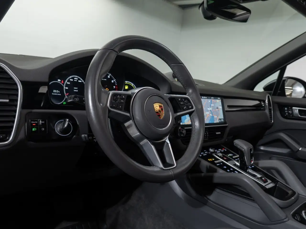 Porsche Cayenne снимка Porsche Cayenne