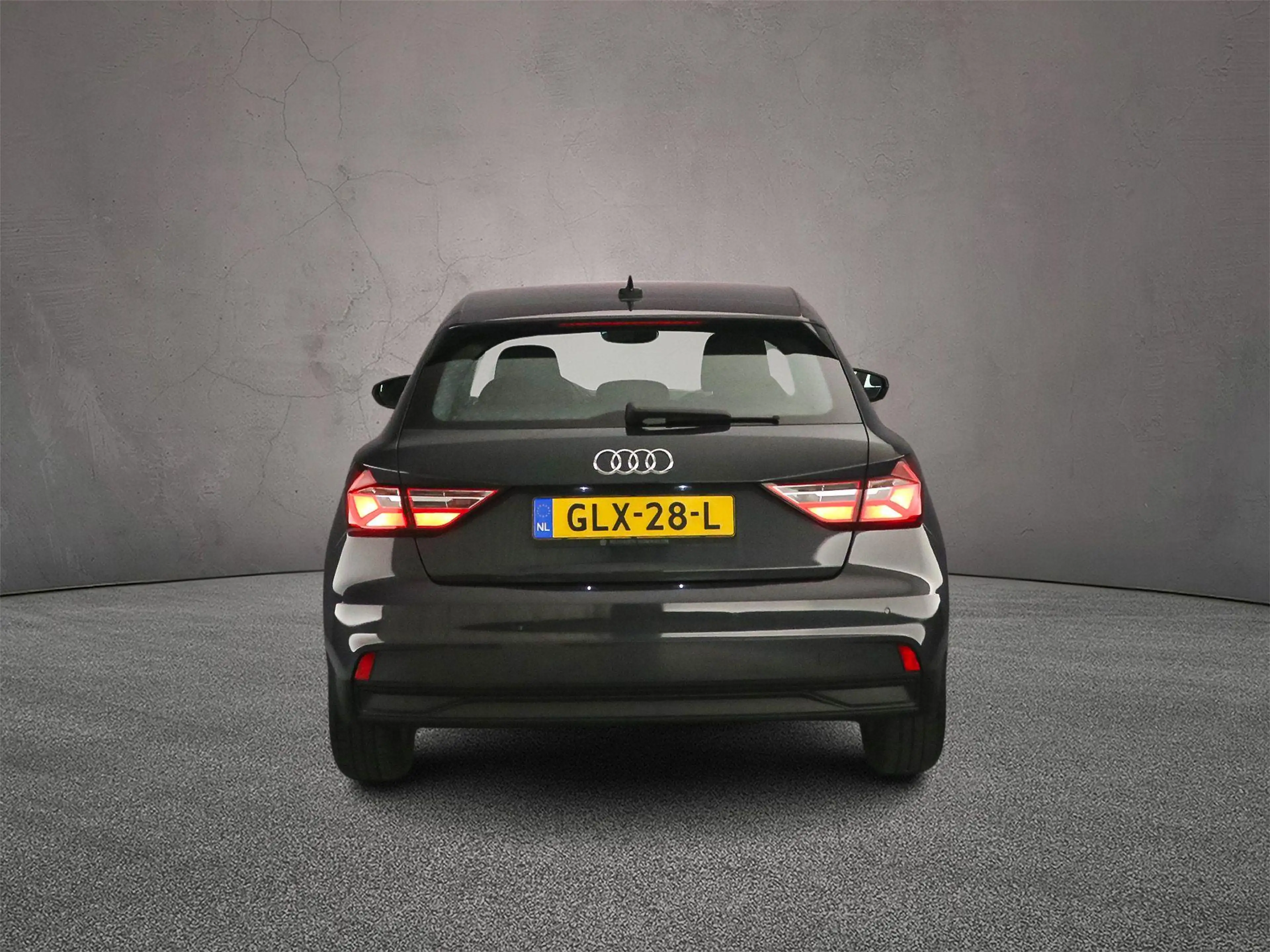 Audi A1 Sportback 25 TFSI Pro Line | Adapt Cruise | Parkee — photo 4