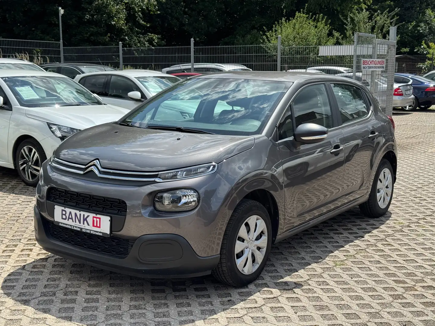 Citroen C3 1,2*1-Hand*Klimaauto*Apple Carplay* Grijs - 1