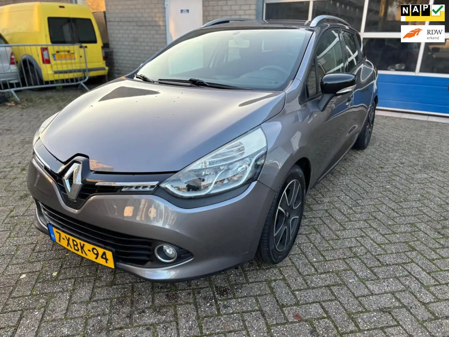 Renault Clio Estate 0.9 TCe Expression|DEALEROH|AIRCO|CRUISE|NA Gris - 1