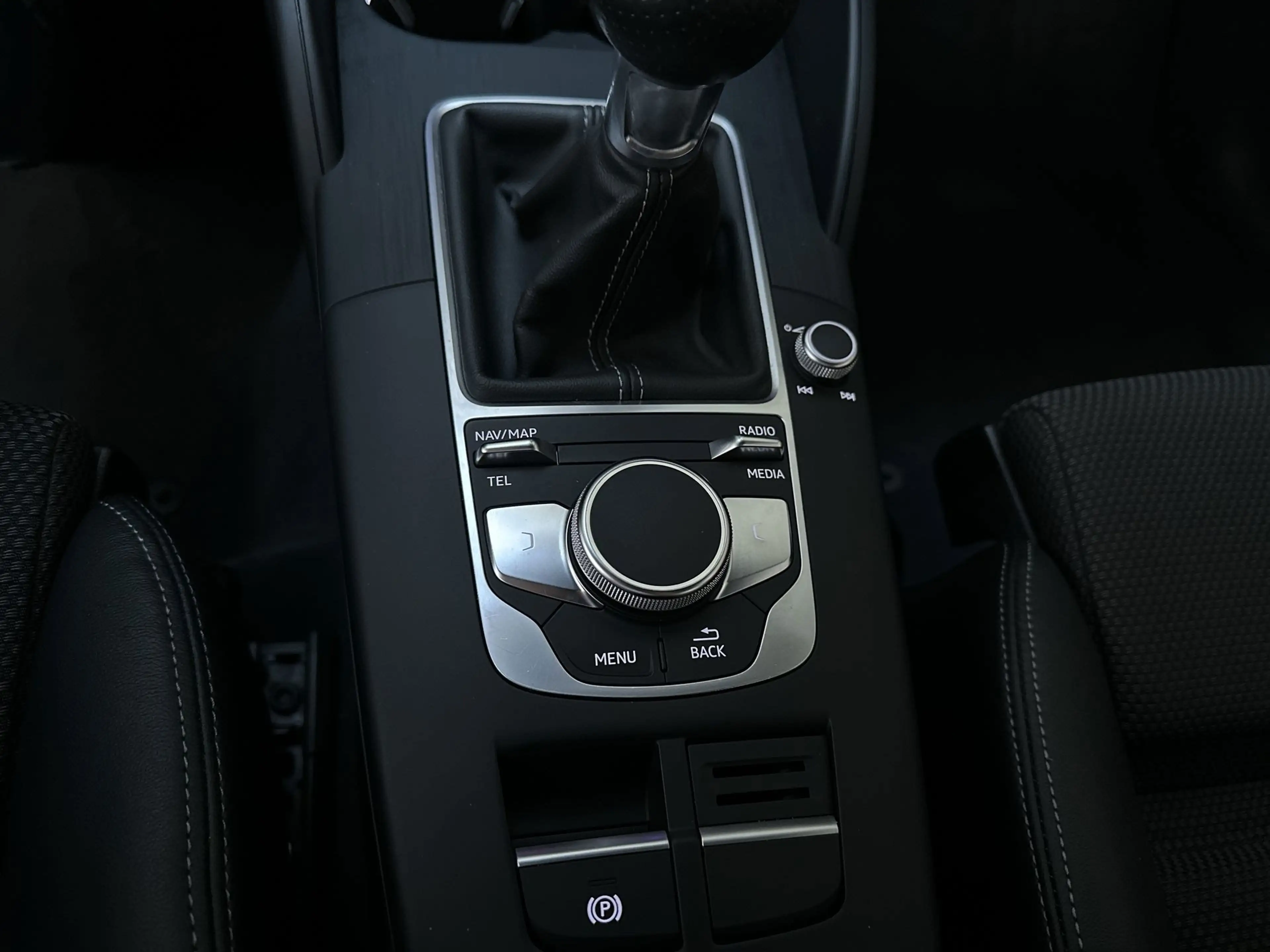 Audi A3 Limousine 1.0 TFSI Sport S Line Edition LED Leder- — photo 20