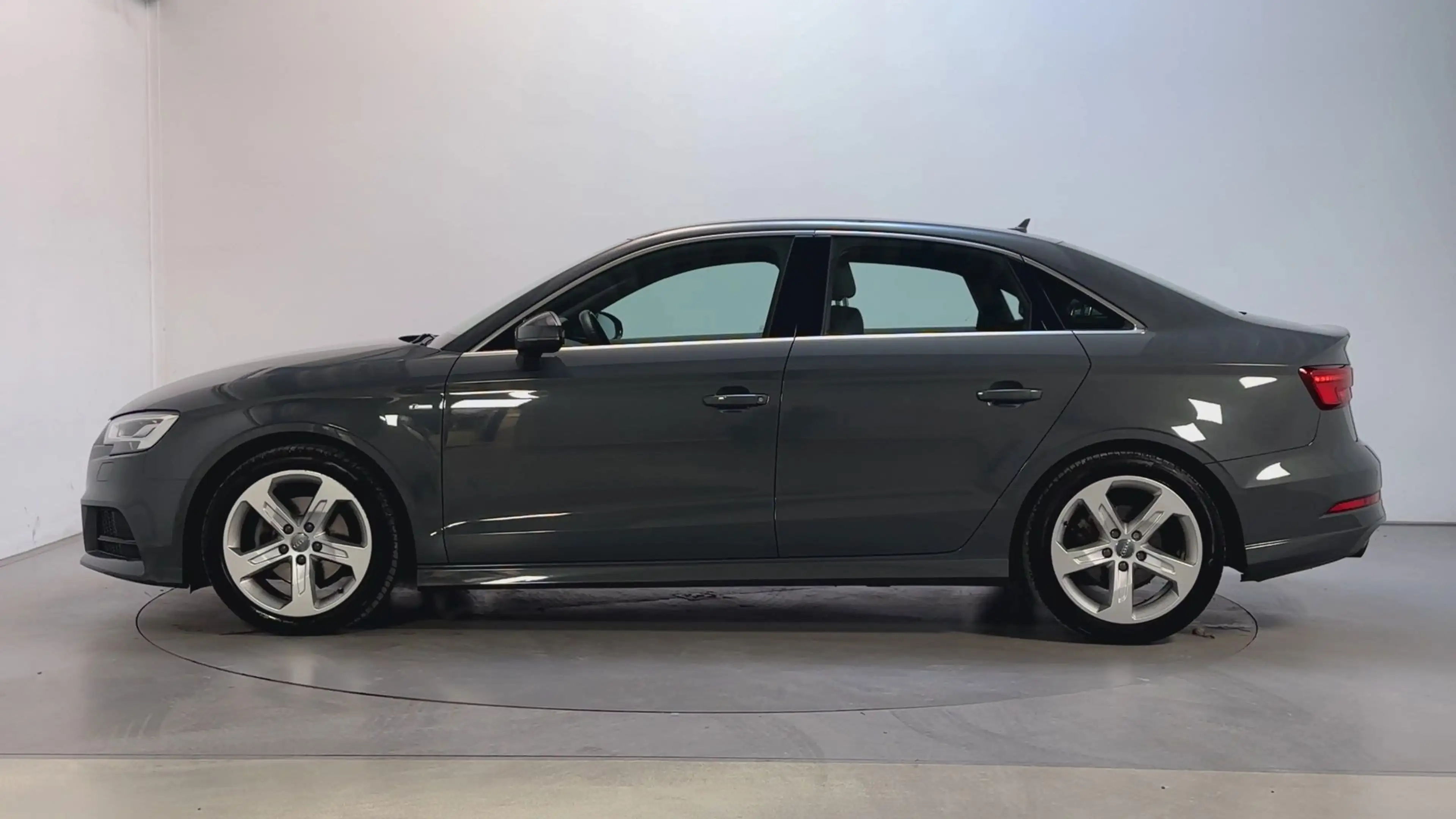 Audi A3 Limousine 1.0 TFSI Sport S Line Edition LED Leder- — photo 14