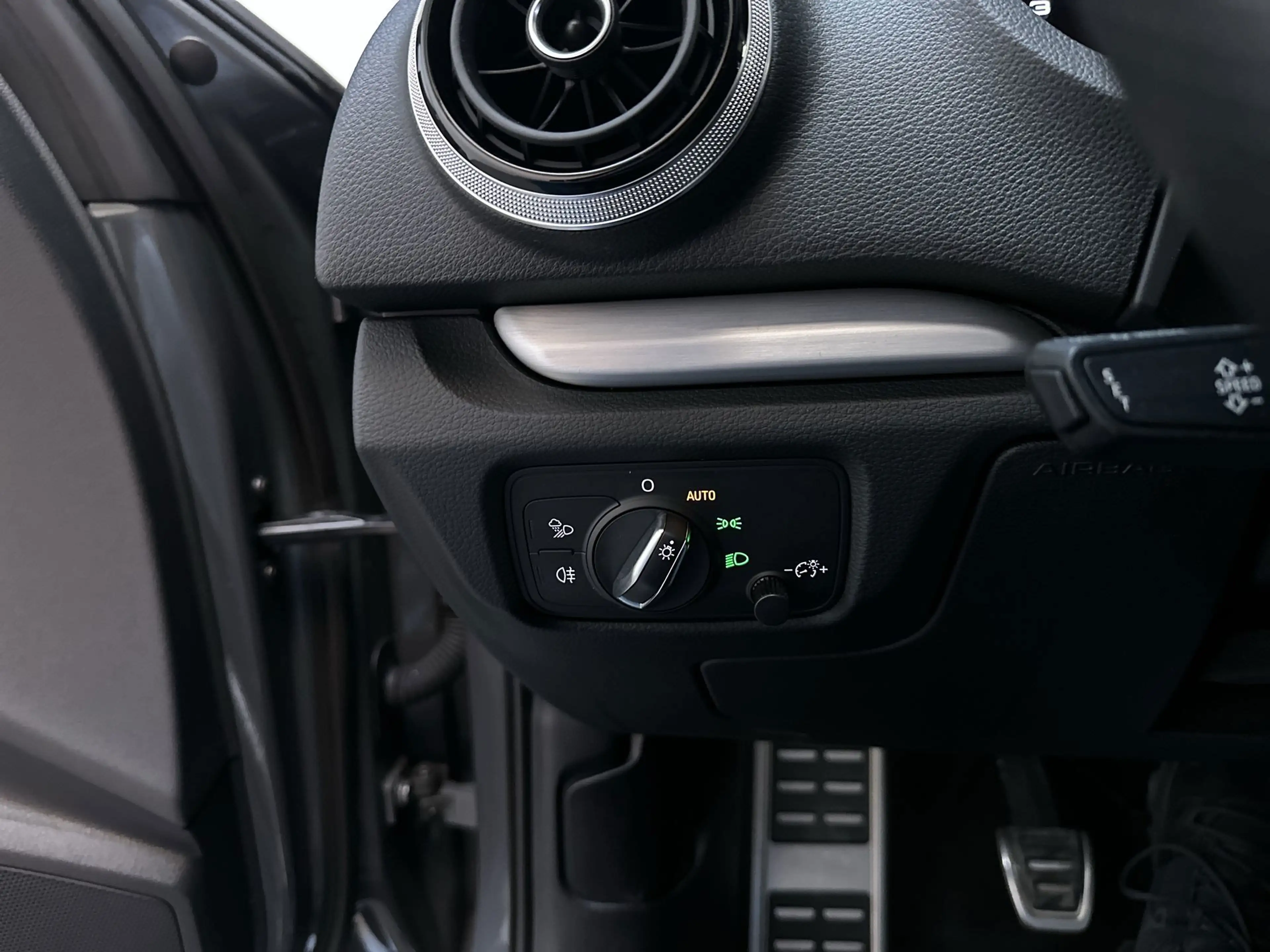 Audi A3 Limousine 1.0 TFSI Sport S Line Edition LED Leder- — photo 22