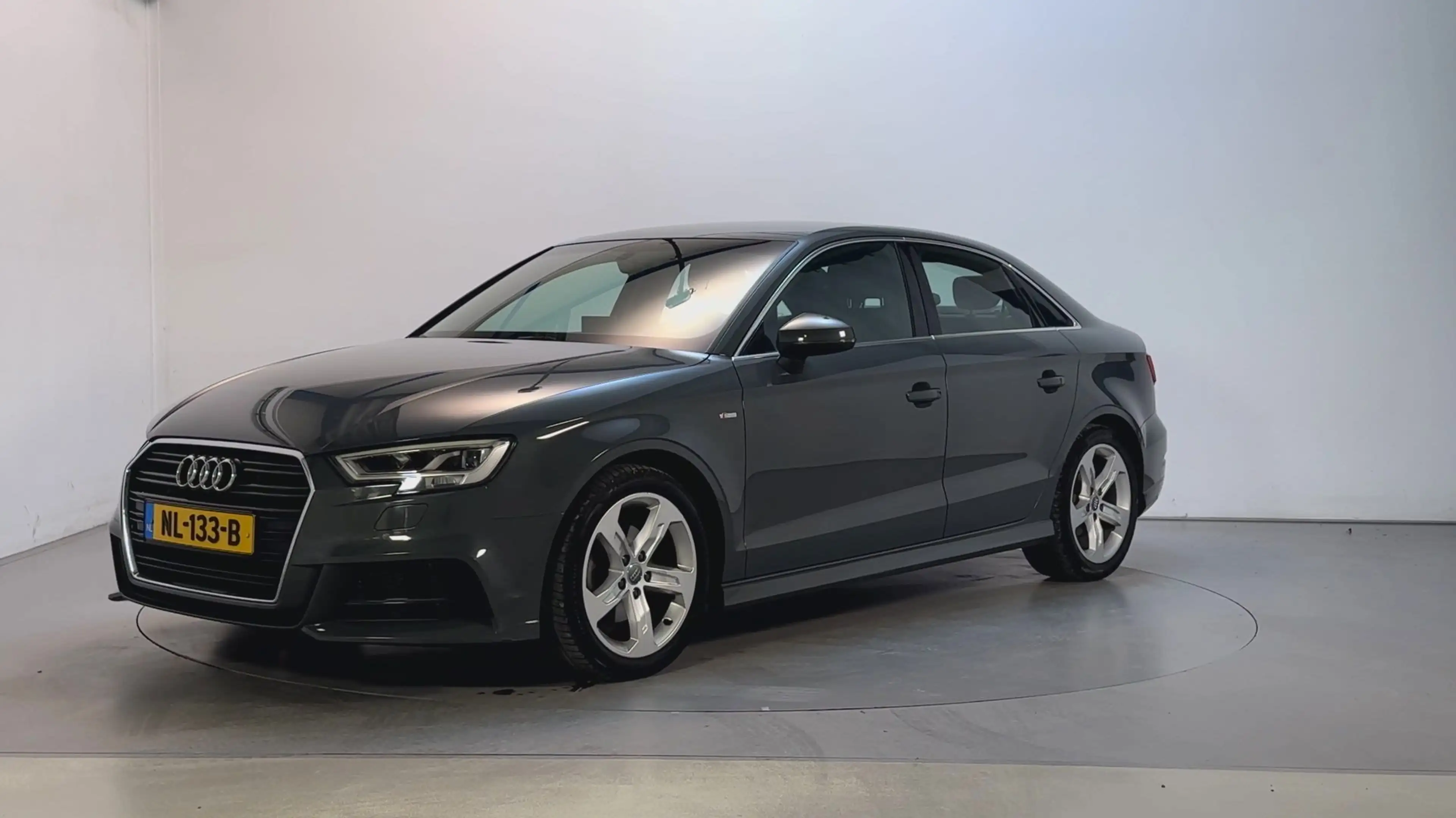 Audi A3 Limousine 1.0 TFSI Sport S Line Edition LED Leder- — photo 8