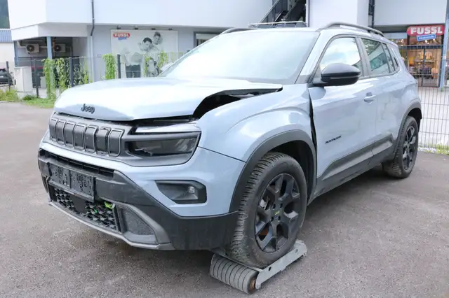 Jeep Avenger 1.2 T3 e-Hybrid 4xe Upland e-DCT6