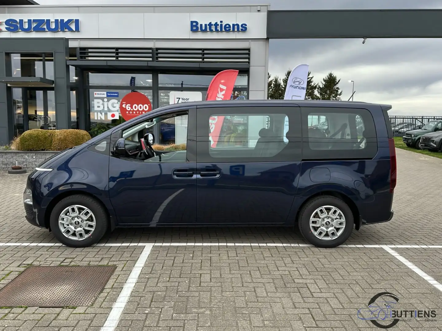 Hyundai STARIA T-GDi HEV Feel AUT Bleu - 2
