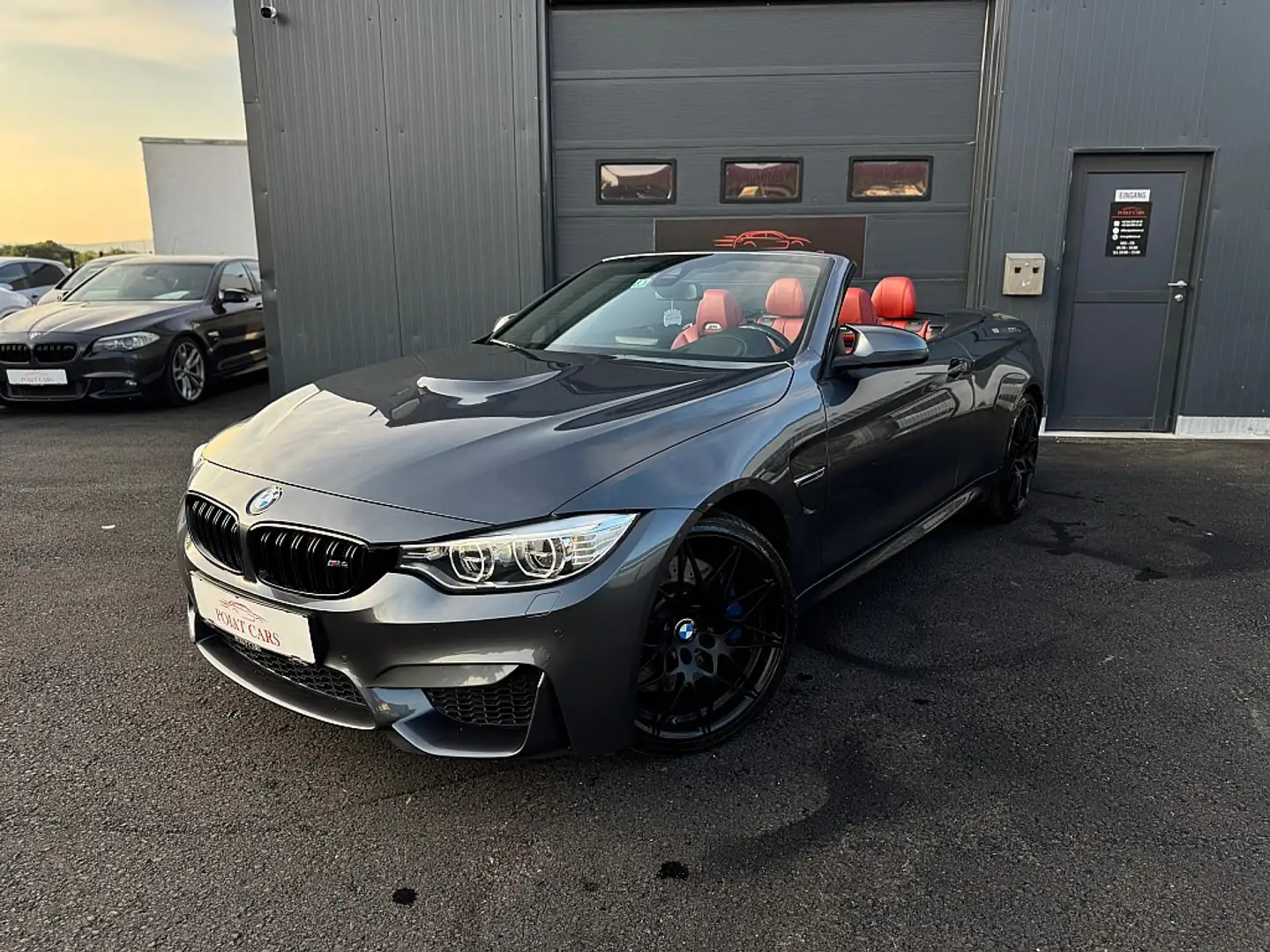 BMW M4 Cabrio (F83)  M-DKG Aut. *UNFALLFREI* *DEUTSCHE... Grijs - 1